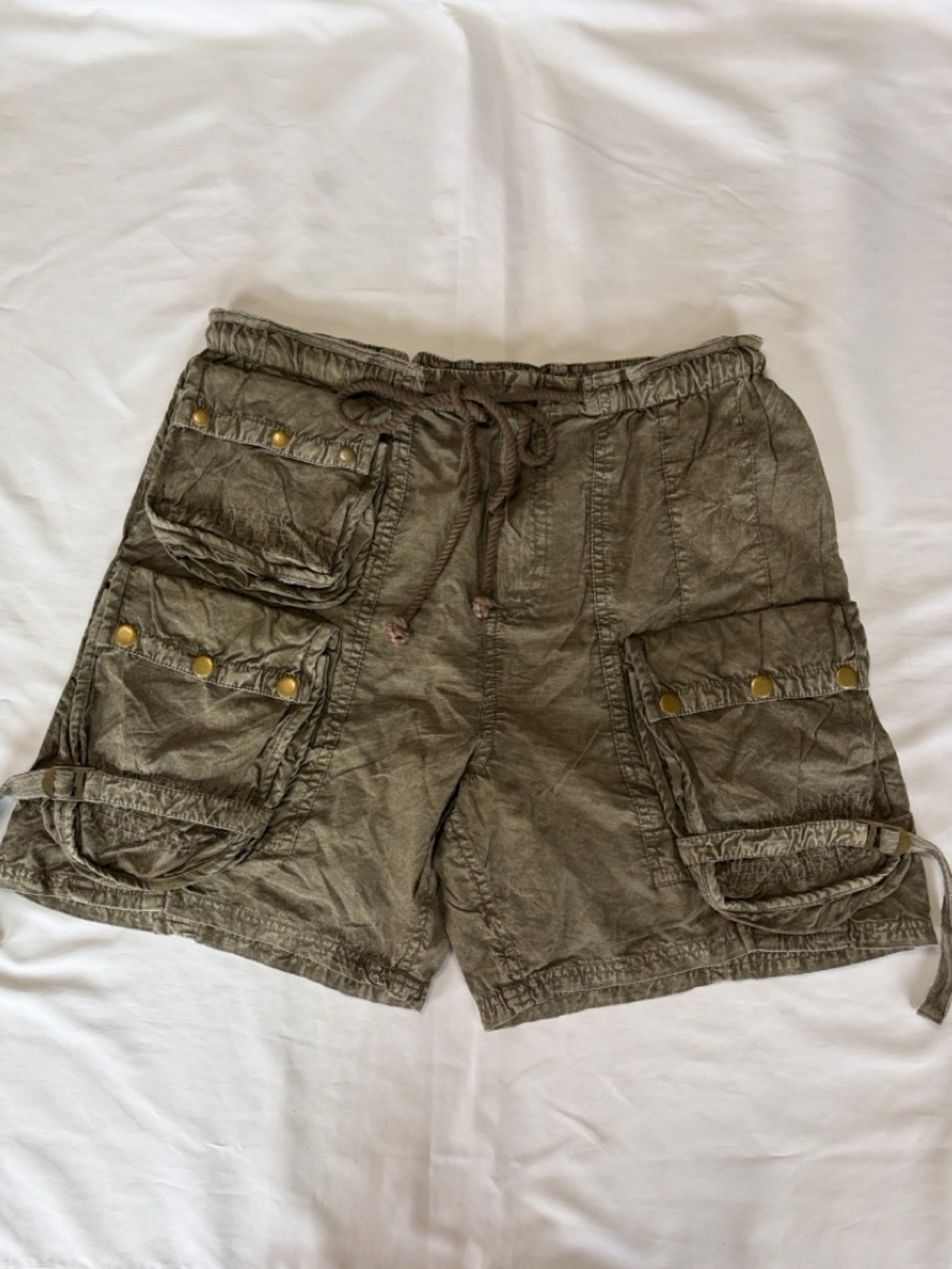 Free People Olive Cargo Shorts with Drawcord Elastic Waist Size XS NEW